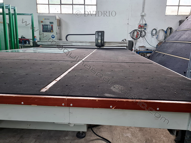 CUTTING TABLE FOR MONOLITHIC GLASS BAVELLONI