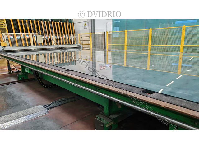 CUTTING TABLE FOR MONOLITHIC GLASS BOTTERO