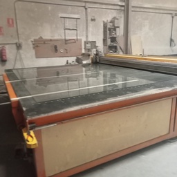 [1317320052] MESA DE CORTE PARA VIDRIO MONOILITICO TUROMAS